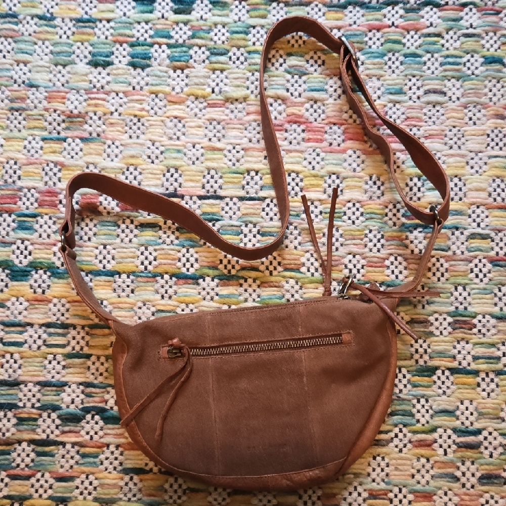 Day & Mood Brown Leather Crossbody Bag